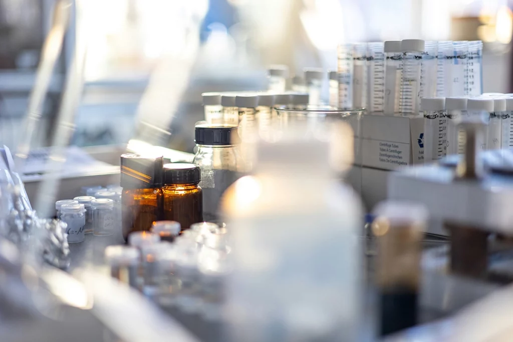 GMP-compliant LC-MS/MS instrumentation 1